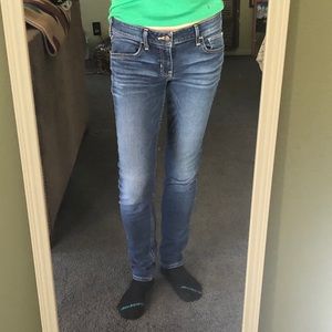 Hollister Jeans Size 28